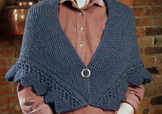 "TIP-TO-TIP" A TUDOR COTTAGE SHAWL KIT; : an exclusive of Cellar Door Books!